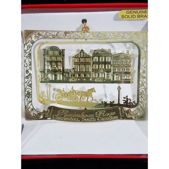 Charleston Ornament SC Rainbow Row Brass Souvenir Horse Carriage - Picture 3 of 8